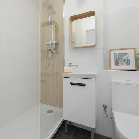 Chmielna Dla 3 Osob Centrum Warszawy By Renters Appartement Varsovie