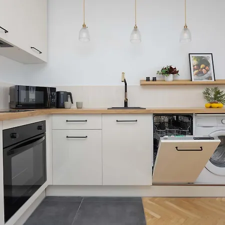 Chmielna Dla 3 Osób Centrum Warszawy By Renters *